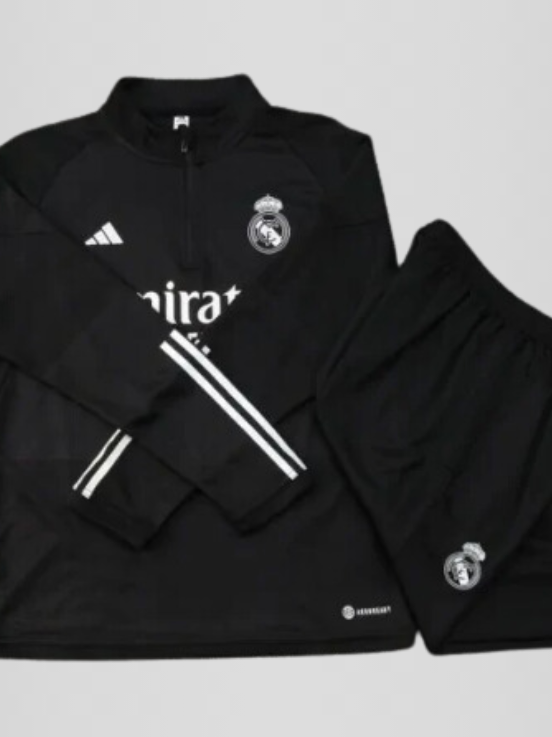 Kit Preto do Real Madrid 2023/24