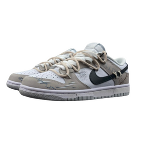 Tênis Nike Dunk Baixo - Cinza