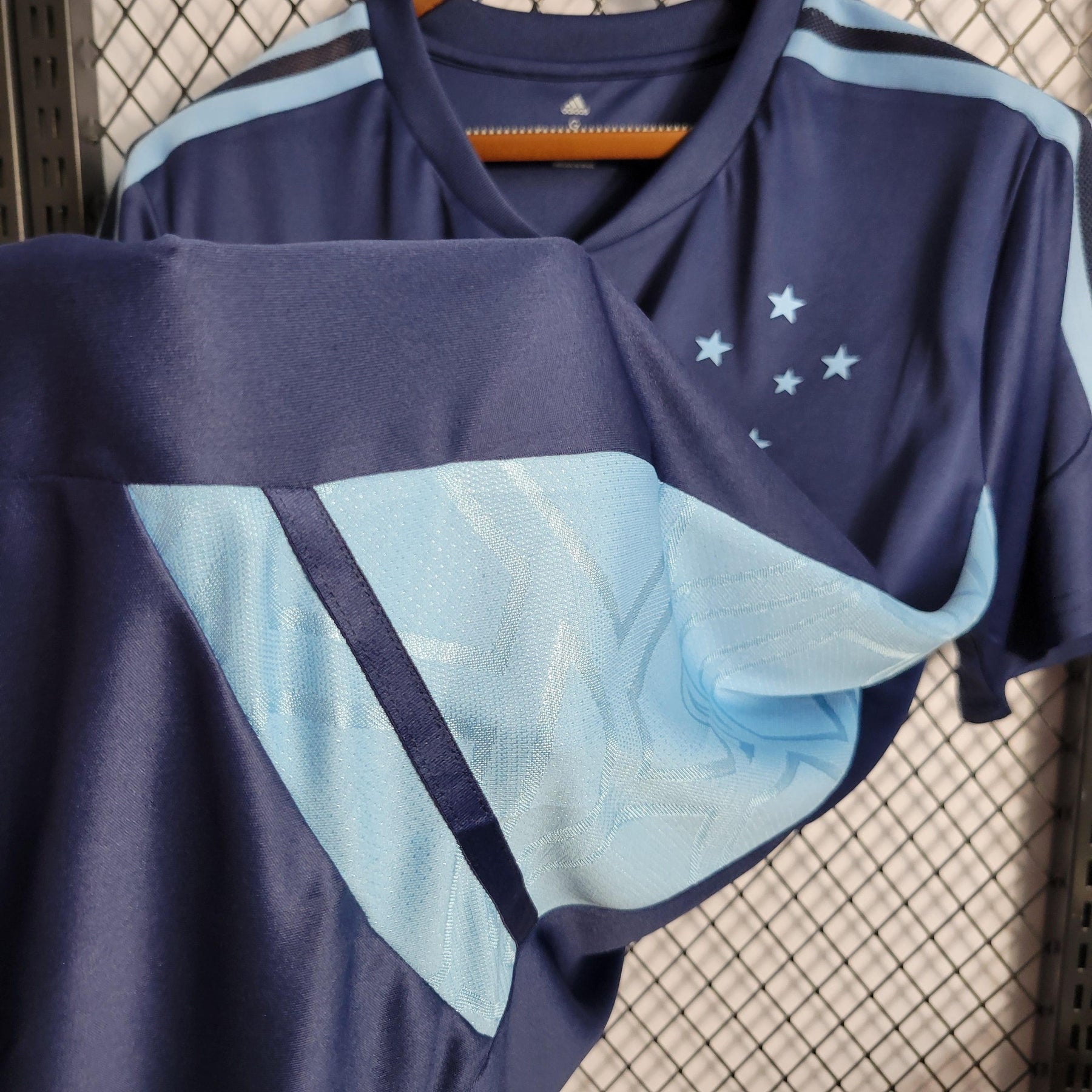 Camisa Cruzeiro Treino 22/23 - Masculina - Outlet Esportes