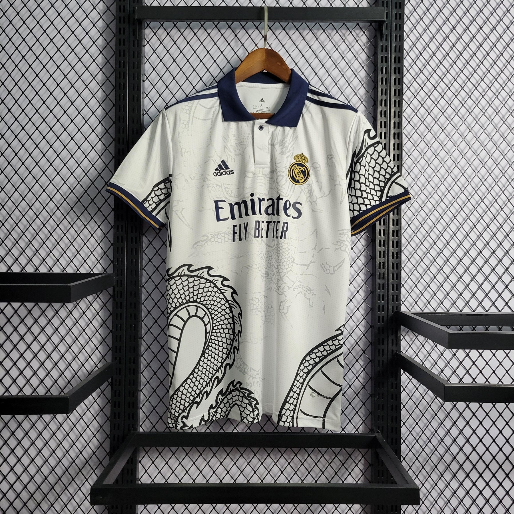 Camisa Real Madrid Dragão Chinês 22/23 - Masculina - Outlet Esportes