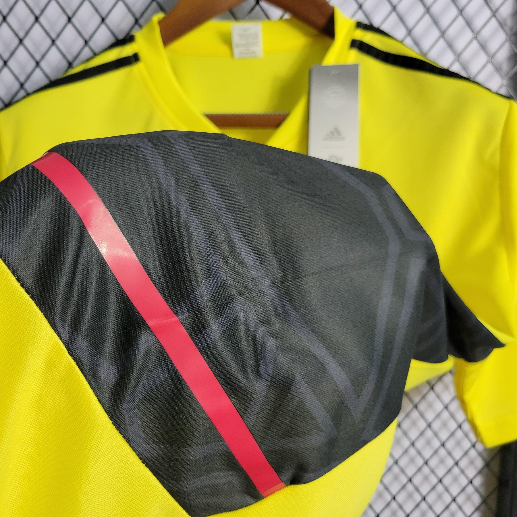 Camisa Flamengo Treino Amarela 22/23 - Masculina - Outlet Esportes